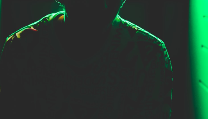 万能开挂辅助“小程序边锋干瞪眼怎么开挂”(透视)其实确实有挂